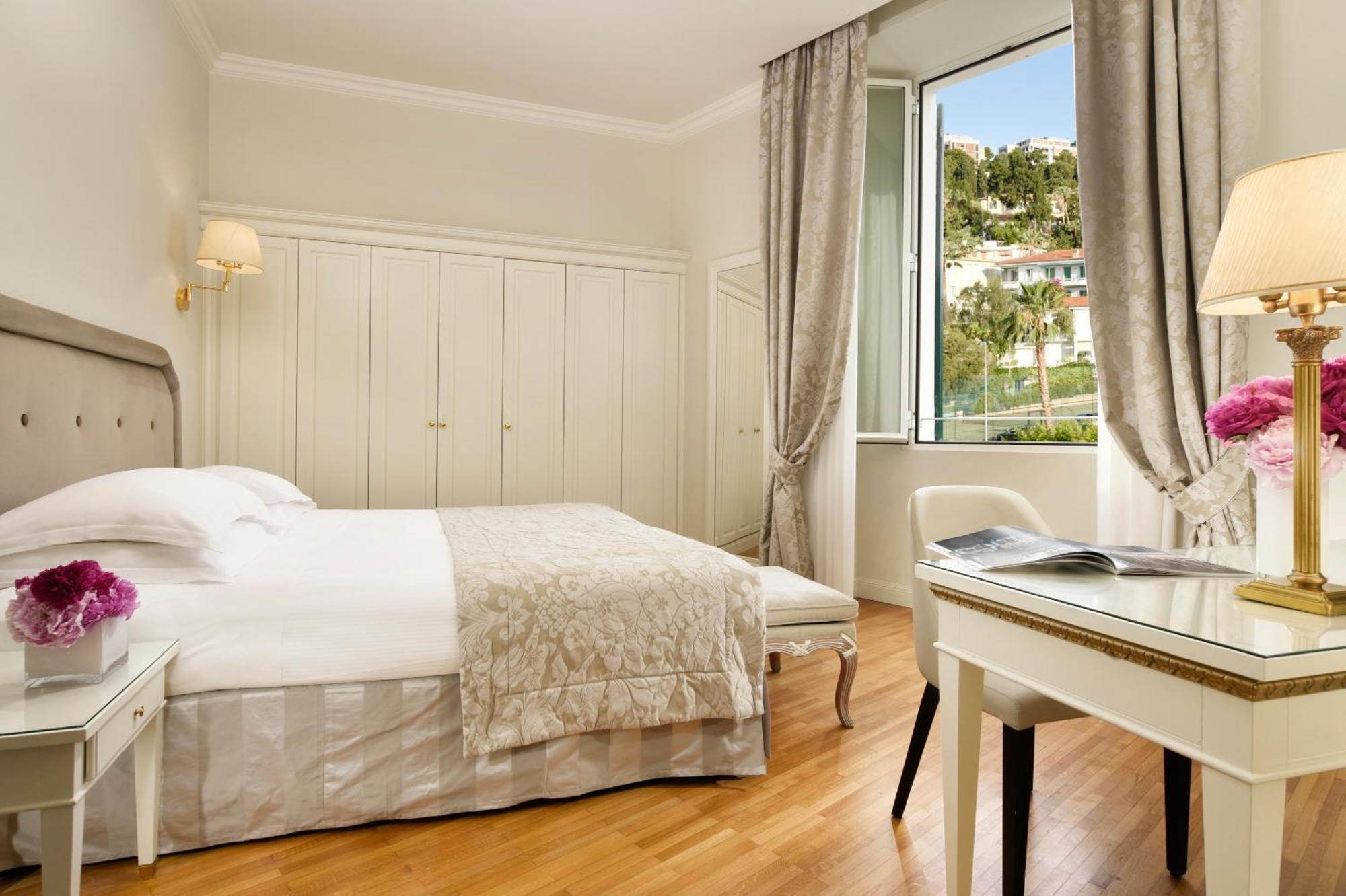 Royal Hotel Sanremo Bagian luar foto