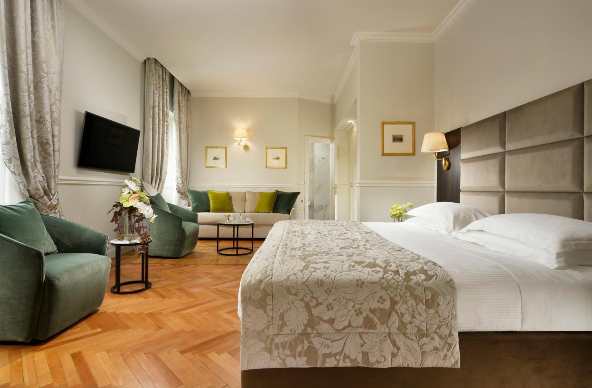 Royal Hotel Sanremo Bagian luar foto Junior Suite